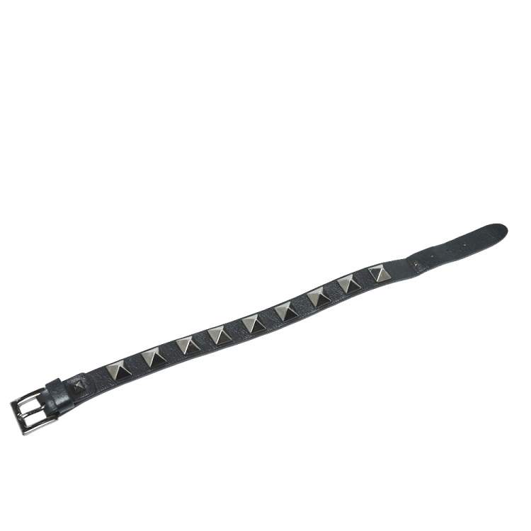 Pre Owned Valentino Black Leather Rockstud Wrap Bracelet