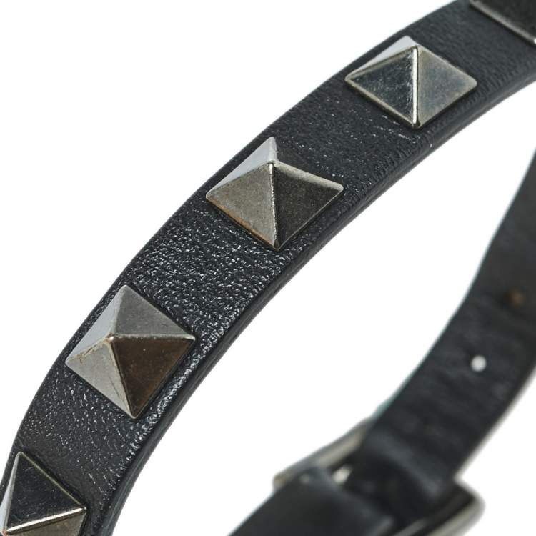 Pre Owned Valentino Black Leather Rockstud Wrap Bracelet