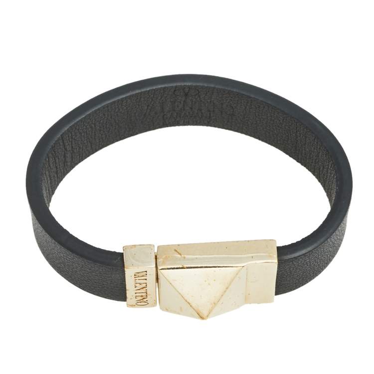 Pre Owned Valentino Black Leather Rockstud Clasp Bracelet