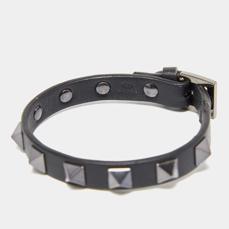 Pre Owned Valentino Black Leather Rockstud Wrap Bracelet