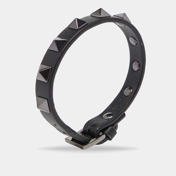 Pre Owned Valentino Black Leather Rockstud Wrap Bracelet