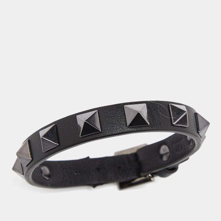 Pre Owned Valentino Black Leather Rockstud Wrap Bracelet