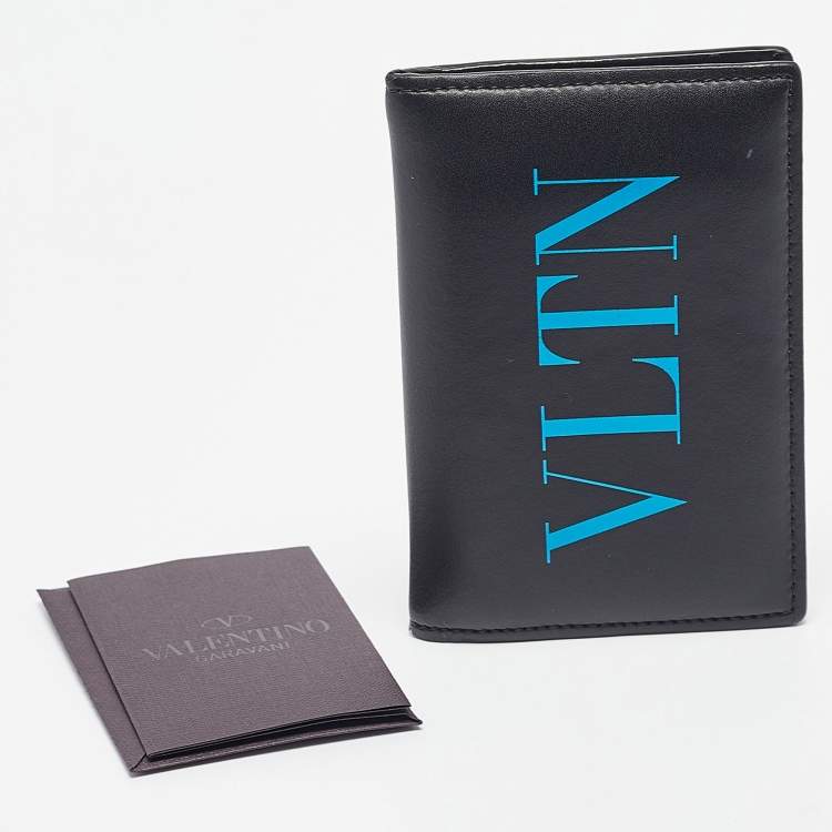 Pre Owned Valentino Black Leather VLTN Bifold Card Holder