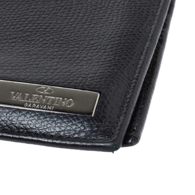 Pre Owned Valentino Black Leather Bifold Wallet
