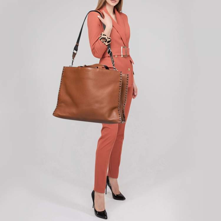 Pre Owned Valentino Brown Leather Large Rockstud Tote