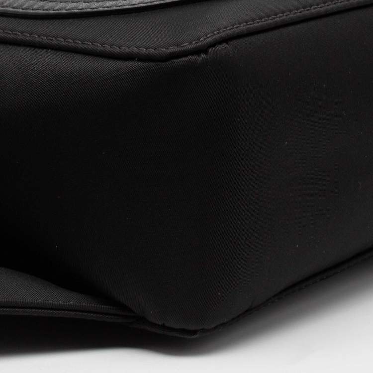 Pre Owned Valentino Black Nylon and Leather VLogo Belt Bag