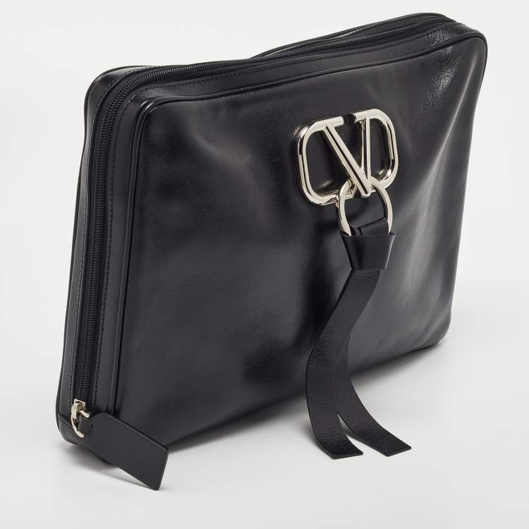 Pre Owned Valentino Black Leather VRing Zip Pouch