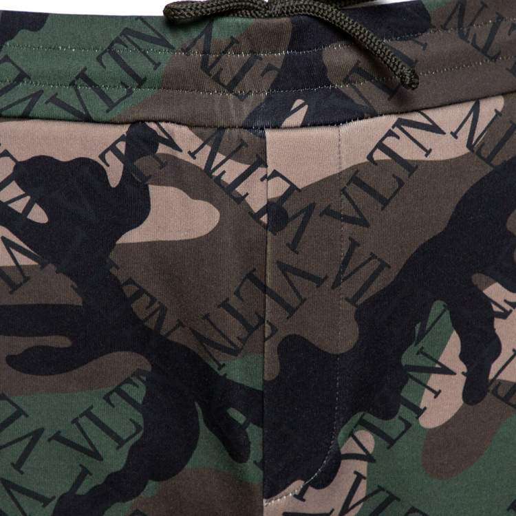 Pre Owned Valentino Green VLTN Camouflage Print Cotton Blend Shorts M