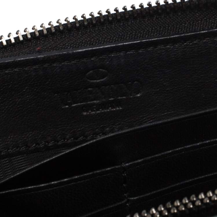 Pre Owned Valentino Black Patent Leather Bow Continental Zip Around Wallet