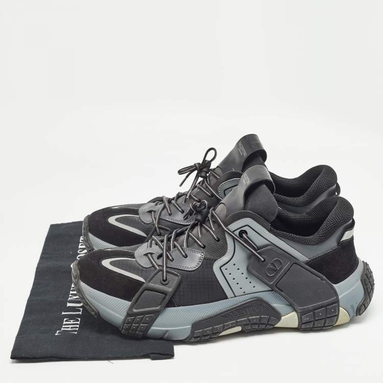 Pre Owned Valentino Black/Grey Fabric and Suede VLTN Wod Low Top Sneakers Size 44