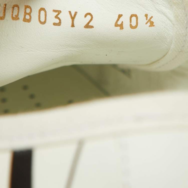 مملوكة مسبقًا Valentino White Leather VLTN Low Top Sneakers Size 40.5