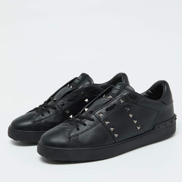Pre Owned Valentino Black Leather Rockstud Untitled Low Top Sneakers Size 44.5