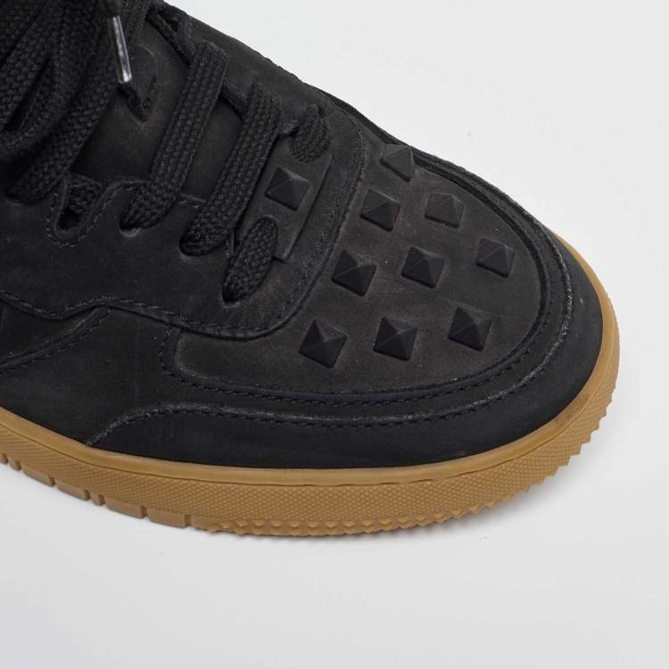 Pre Owned Valentino Black Nubuck Leather Rockstud Mid Top Sneakers Size 40