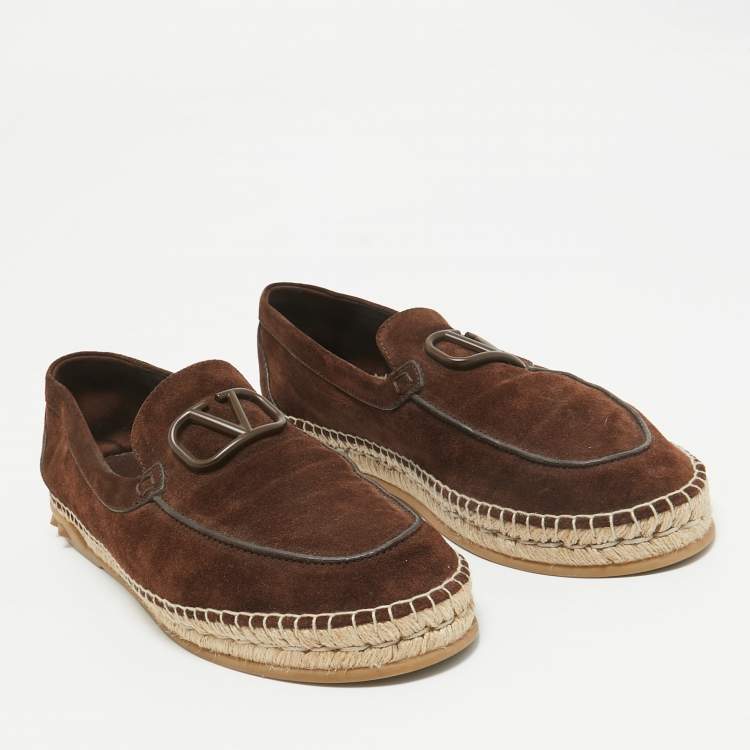 Pre Owned Valentino Brown Suede Escape V logo Loafers Size 44.5