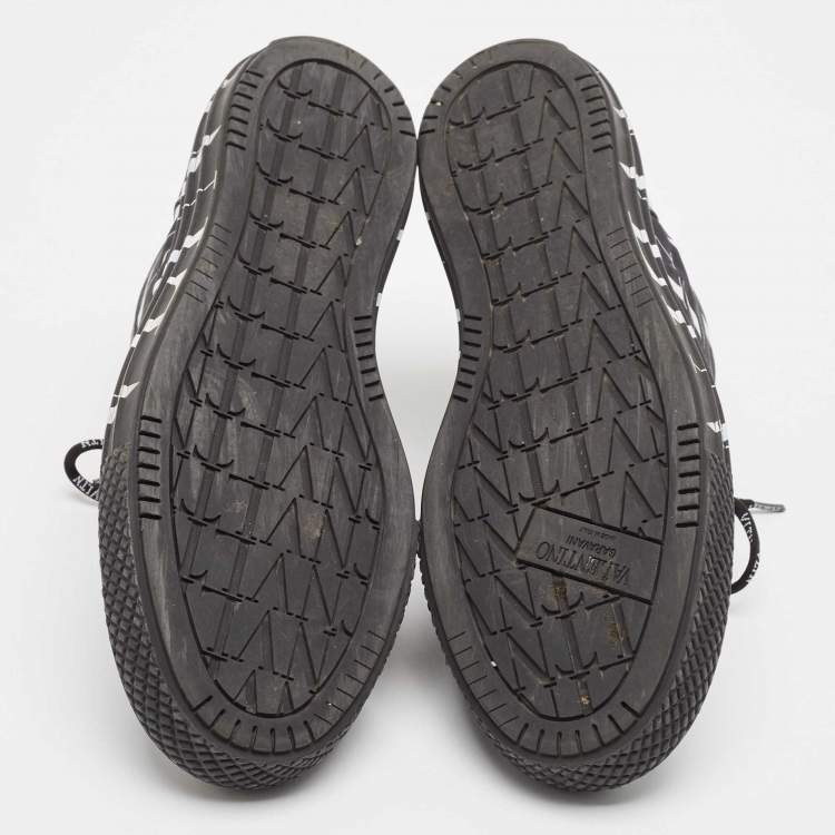 Pre Owned Valentino Black/White Canvas VLTN Times Sneakers Size 43