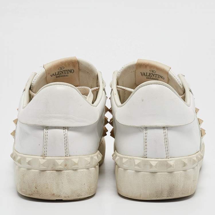 Pre Owned Valentino White Leather Rockstud Lace Up Sneakers Size 40.5