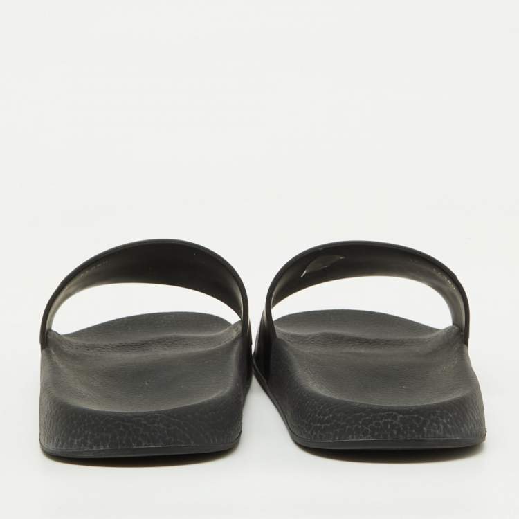 Pre Owned Valentino Black Camo Print Rubber Flat Pool Slides Size 45