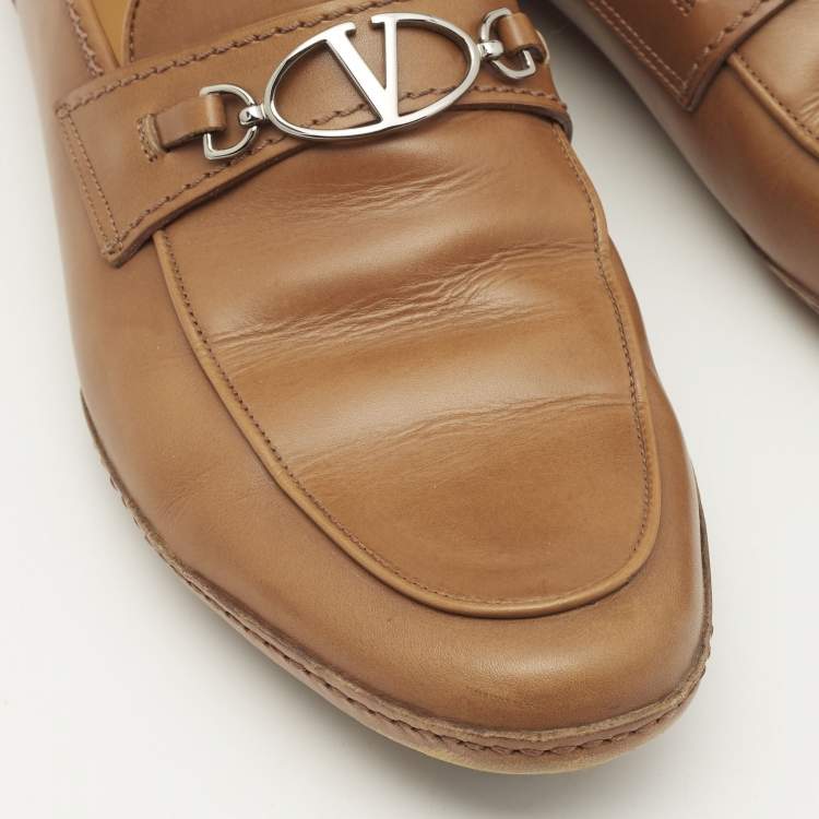 Pre Owned Valentino Brown Leather VLogo Loafers Size 41