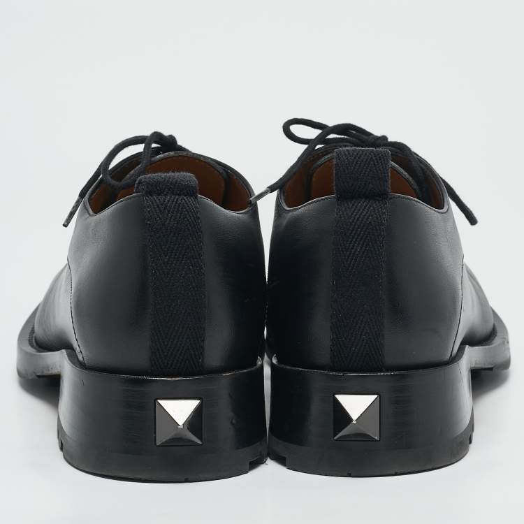 Pre Owned Valentino Black Leather Roman Stud Derby Size 43