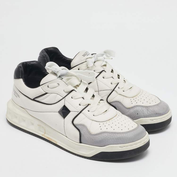 Pre Owned Valentino White/Grey Leather One Stud Low Top Sneakers Size 43