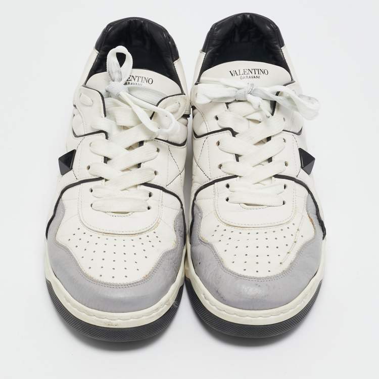 Pre Owned Valentino White/Grey Leather One Stud Low Top Sneakers Size 43