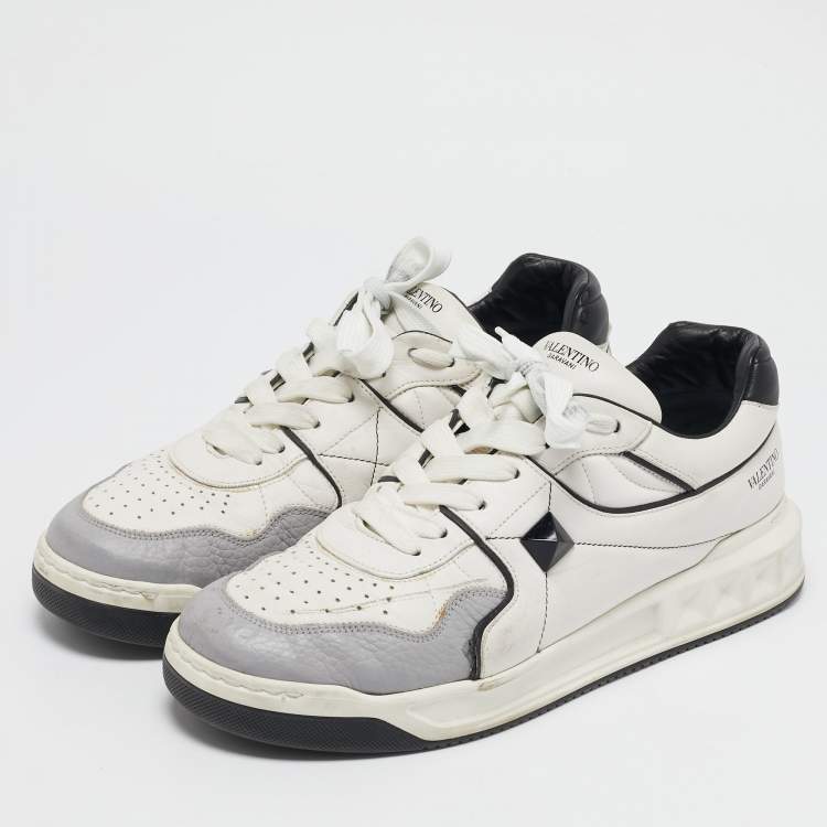 Pre Owned Valentino White/Grey Leather One Stud Low Top Sneakers Size 43