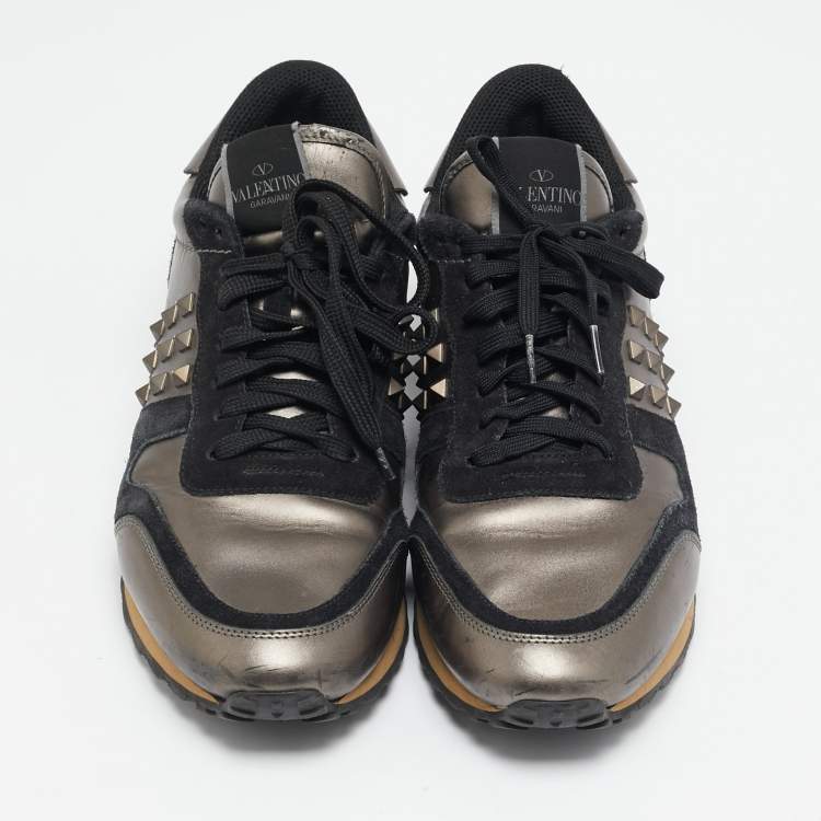 Pre Owned Valentino Black/Metallic  Leather and Suede Rockrunner Sneakers Size 42