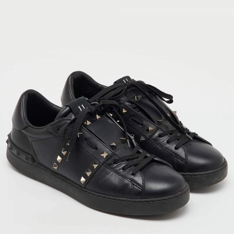 Pre Owned Valentino Black Leather Rockstud Untitled Low Top Sneakers Size 43