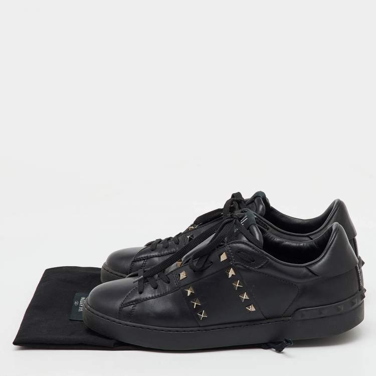 Pre Owned Valentino Black Leather Rockstud Untitled Low Top Sneakers Size 43