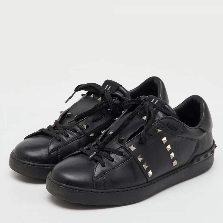 Pre Owned Valentino Black Leather Rockstud Untitled Low Top Sneakers Size 43