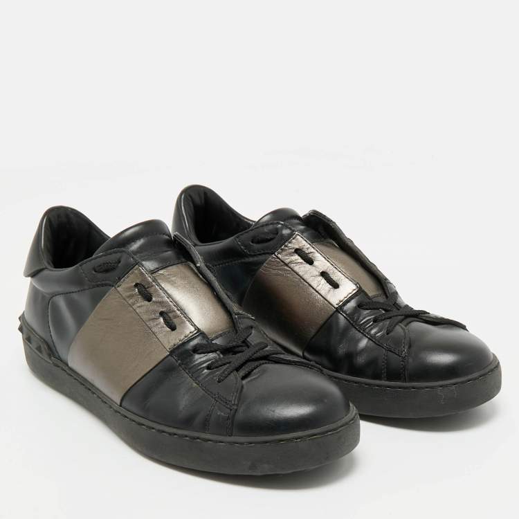 Pre Owned Valentino Black/Metallic Leather Rockstud Lace Low Top Sneakers Size 41