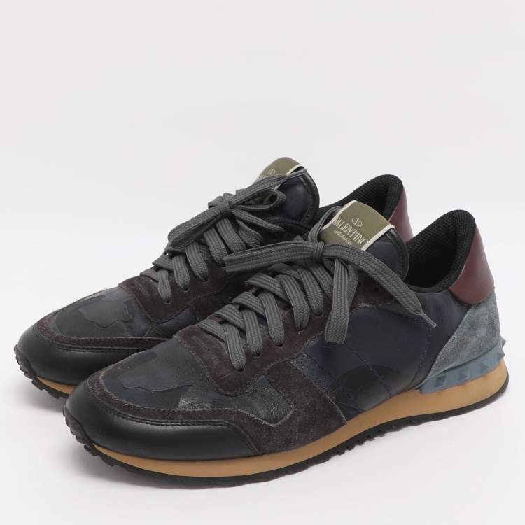 مملوكة مسبقًا Valentino Rockrunner Size 41 Blue Camouflage Canvas and Suede Low Top Sneakers