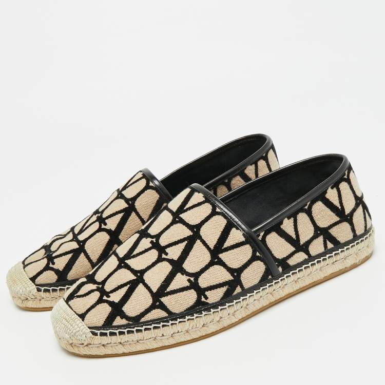 مملوكة مسبقًا Valentino Iconographe Size 45 Beige/Black Canvas and Leather Slip On Espadrille