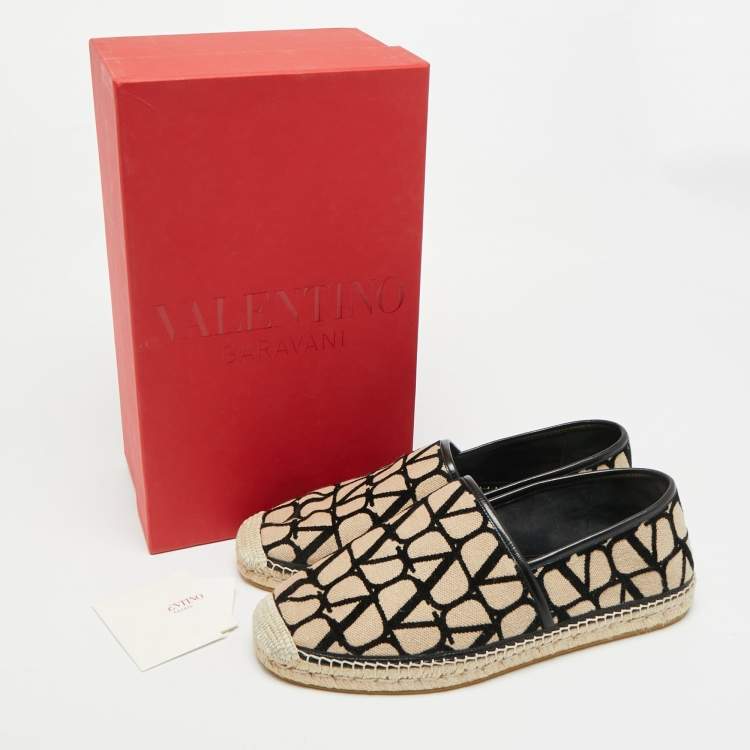 مملوكة مسبقًا Valentino Iconographe Size 45 Beige/Black Canvas and Leather Slip On Espadrille