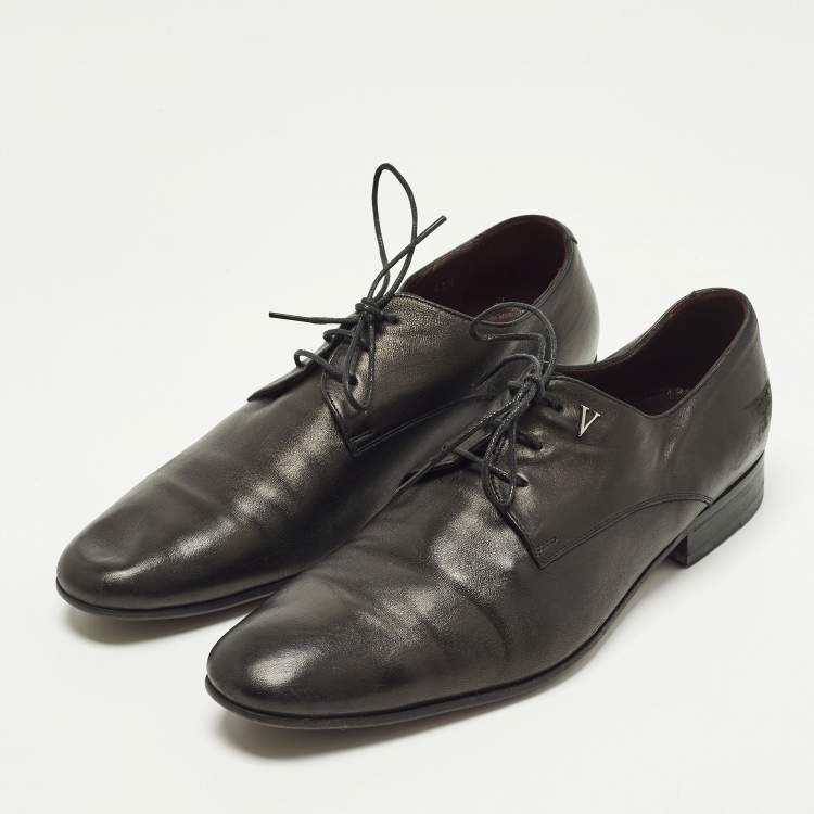 مملوكة مسبقًا Valentino Size 41.5 Black Leather Derby