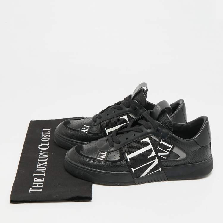 Pre Owned Valentino VL7N Size 40 Black Leather Lace Up Sneakers