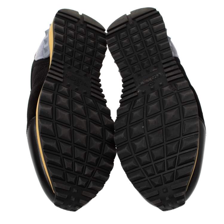 مملوكة مسبقًا Valentino Black Suede Leather And Mesh Rockrunner Low Top Sneakers Size 39