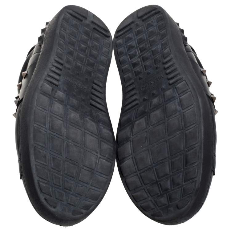 Pre Owned Valentino Black Leather Studded Low Top Sneakers Size 43