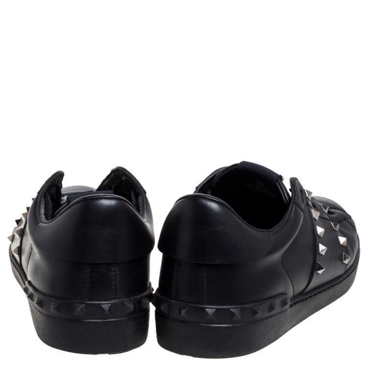Pre Owned Valentino Black Leather Studded Low Top Sneakers Size 43