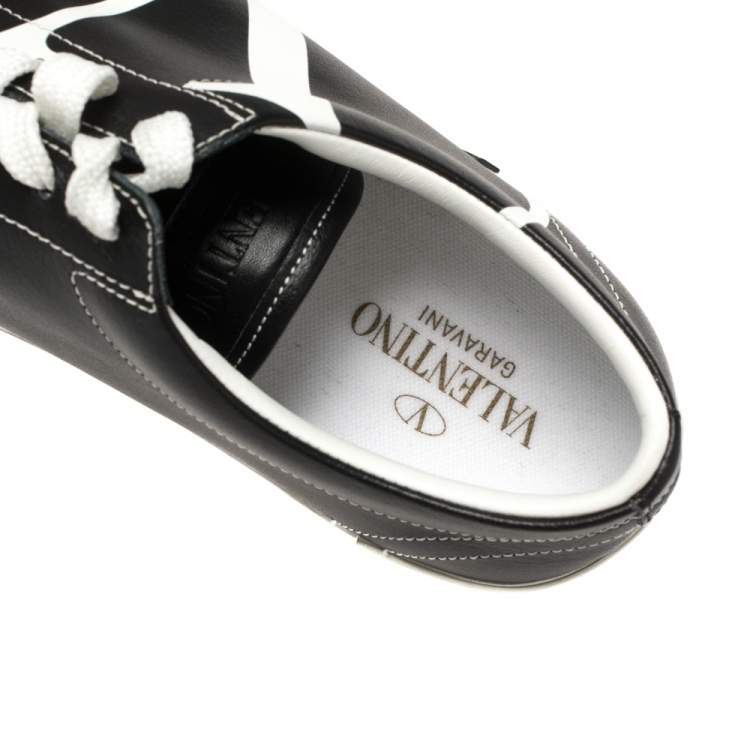 Pre Owned Valentino Black Leather Tricks Low Top Sneakers Size 42