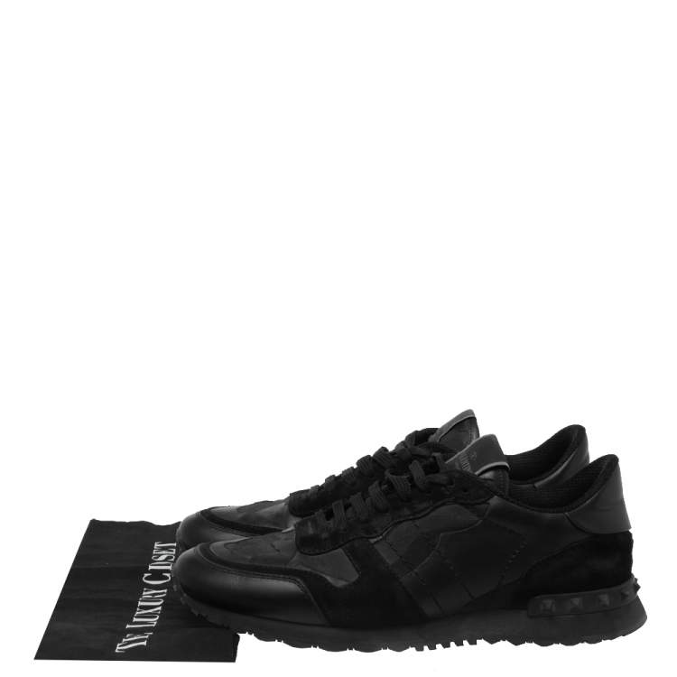 مملوكة مسبقًا Valentino Black Leather And Suede RockRunner Low Top Sneakers Size 42
