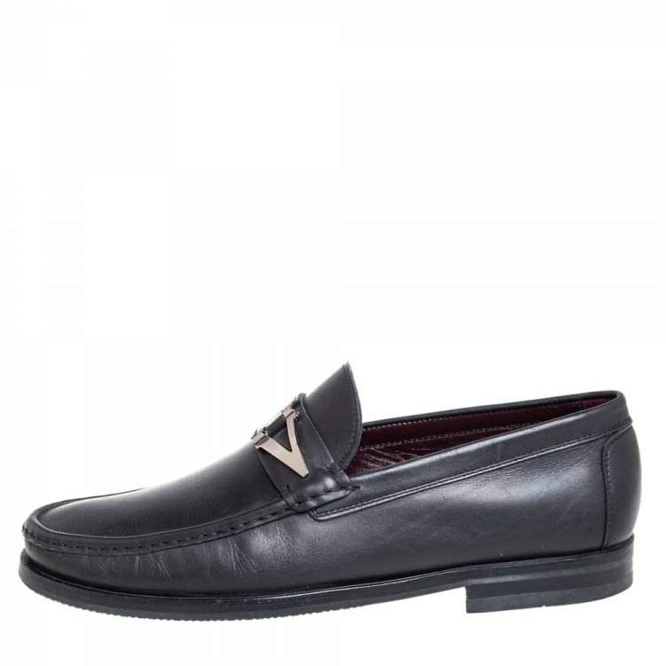 Pre Owned Valentino Black Leather V Logo Slip On Loafers Size 41