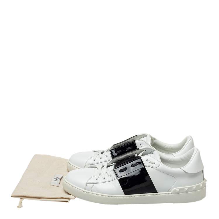 Pre Owned Valentino White/Black Leather Rockstud Low Top Sneakers Size 45
