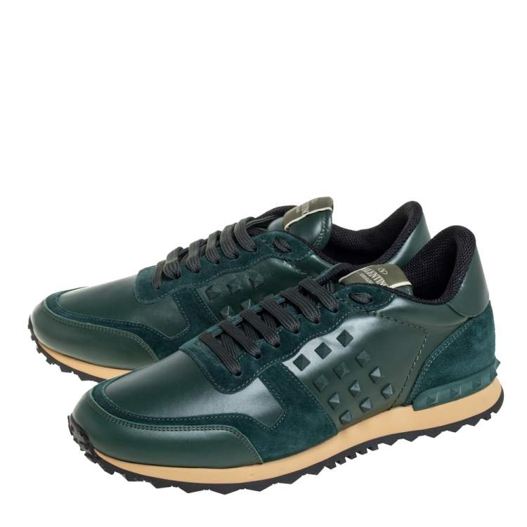 مملوكة مسبقًا Valentino Green Leather And Suede Rockstud Low Top Sneakers Size 42