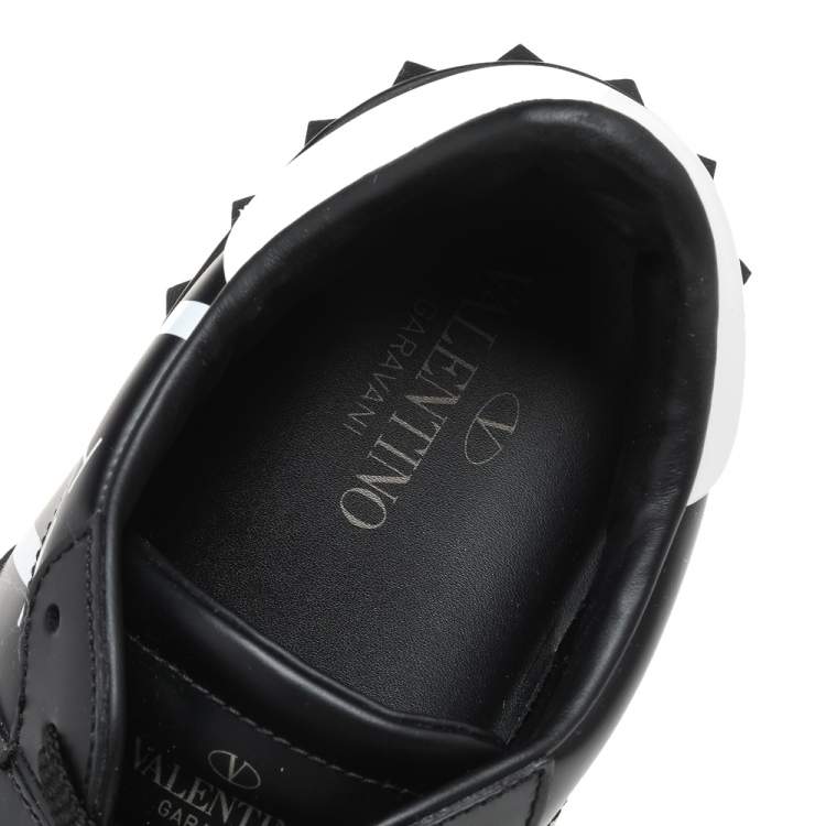 مملوكة مسبقًا Valentino Black Leather VLTN Low Top Sneakers Size 42.5