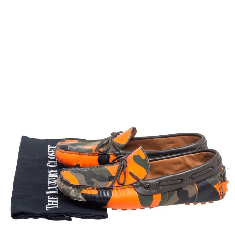 Pre Owned Valentino Green/Orange Camouflage Leather Bow Loafers Size 40