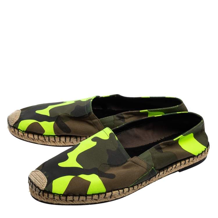 Pre Owned Valentino Green Camouflage Canvas Espadrille Flat Size 43