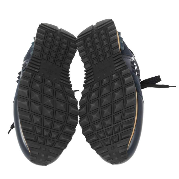 مملوكة مسبقًا Valentino Navy Blue Leather And  Mesh Rockrunner Low-Top Sneakers Size 41