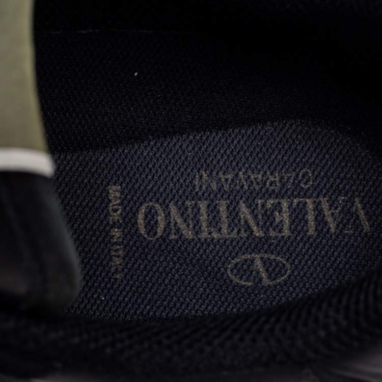 Pre Owned Valentino Black Leather and Suede Rockrunner Sneakers Size 43