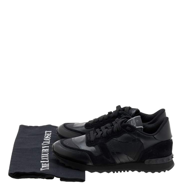 مملوكة مسبقًا Valentino Black Leather And Suede Rockrunner Low Top Sneakers Size 39